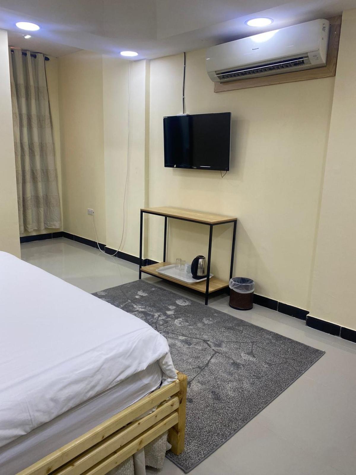 Al Hussam Hotel Apartments Rusayl Exterior photo